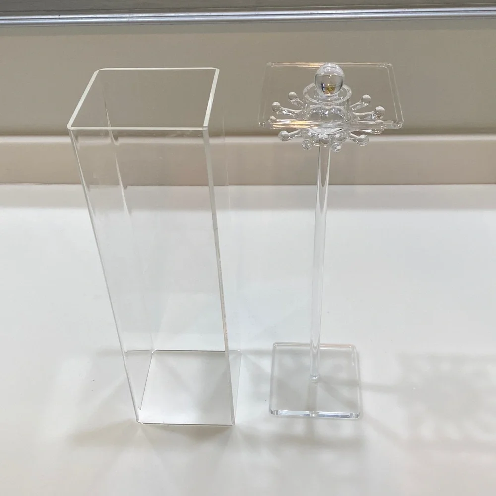 Clear Acrylic Necklace 14inch Display Box - Picture 3 of 4